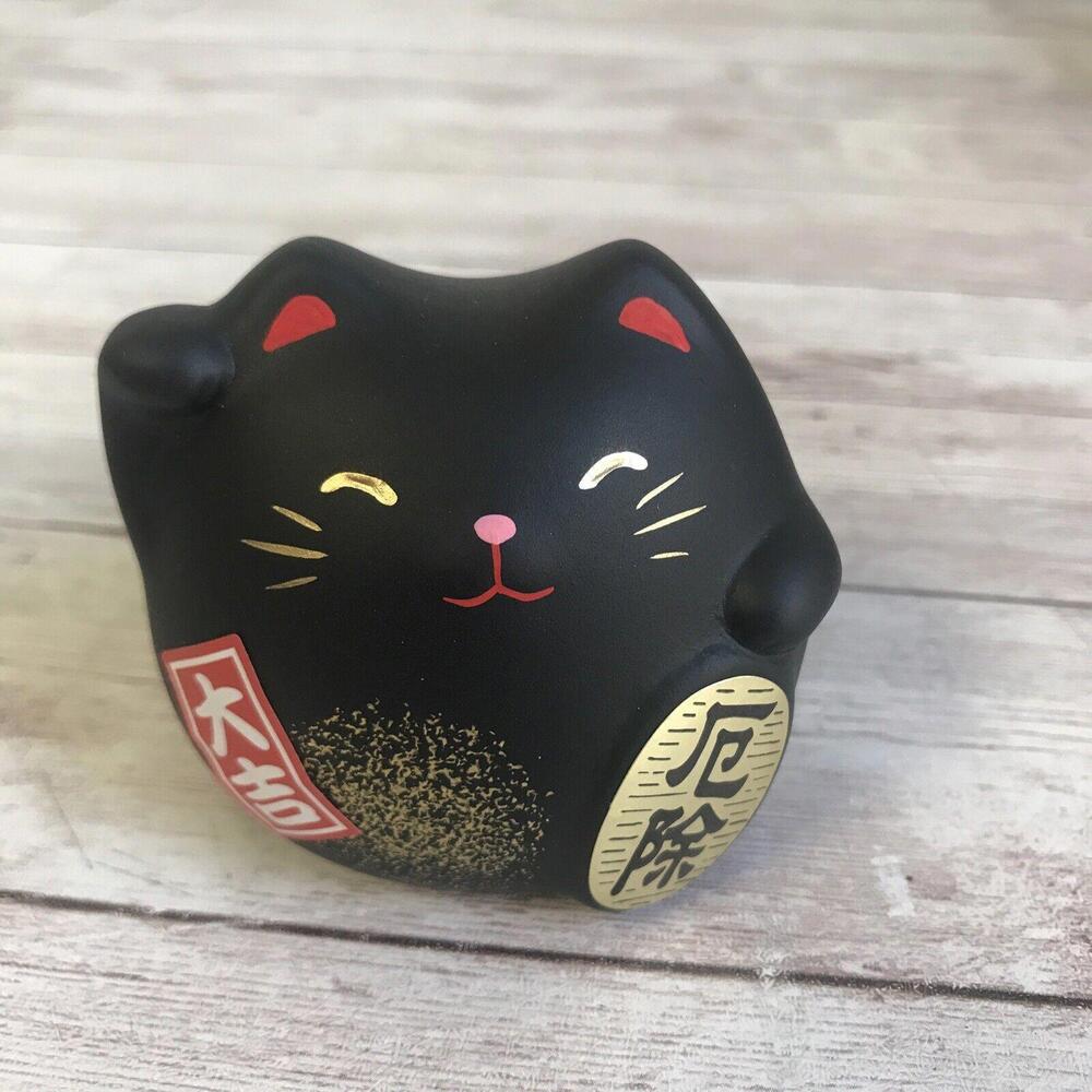 Japanese 2"H  Lucky Maneki-Neko Good Luck Cat Fortune Made in Japan